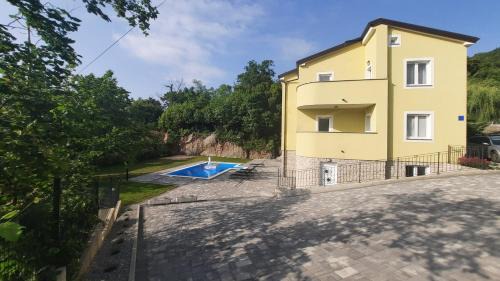 Pobri Apartment | Apartman Ela