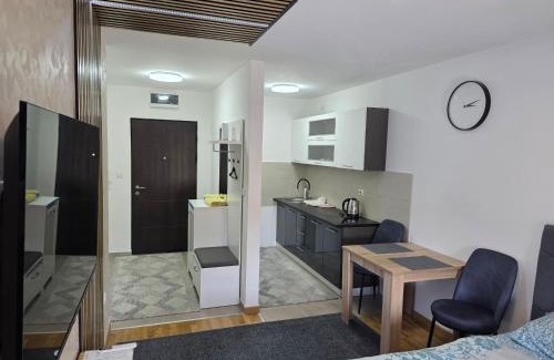 Doboj Apartment | Apartman Garden 44