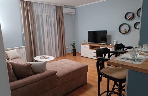 Palilula Apartment | Apartman Jela