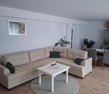 Trn Apartment | Apartman Jurišić