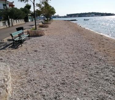 Brodarica Apartment | Apartman Lara