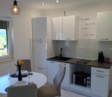 Jurandvor Apartment | Apartman Laura