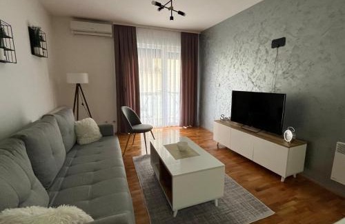 Vranje Apartment | Apartman Lux