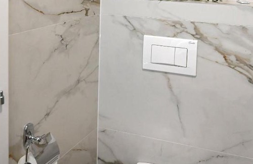 Pale Apartment | Apartman Maka