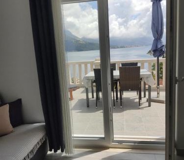 Medvinjak Apartment | Apartman Mali Tare