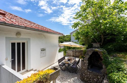 Vrbnik Apartment | Apartman MARIS