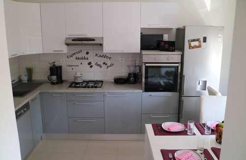 Veruda Apartment | Apartman Mark, Pula beautiful apartment near centre and near beaches