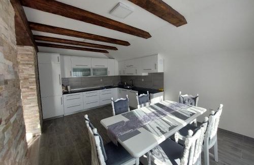 Pale Apartment | Apartman Milena Pale - dva garazna parking mjesta