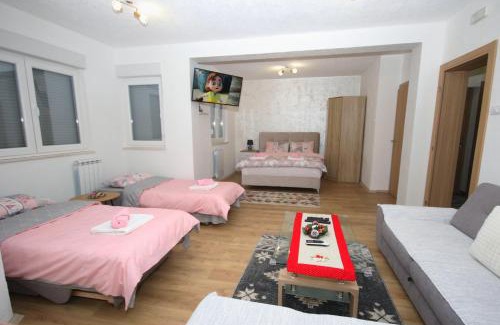 Trebinje Apartment | Apartman Mladen