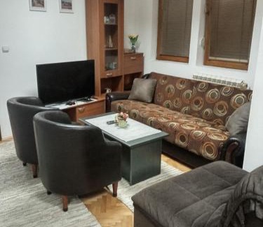 Vranje Apartment | Apartman Mladenovic Center, free parking&wifi