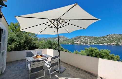 Skrivena Luka Apartment | Apartman Portorus