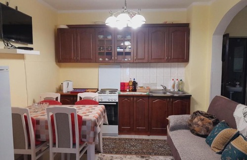 Donje Polje Apartment | Apartman Radoman