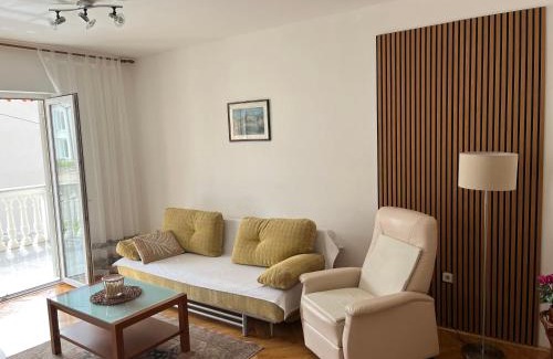 Vrbnik Apartment | Apartman Toni