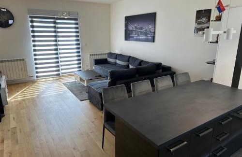Zemun Apartment | Apartman Uno Lux