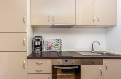 Mosenice Apartment | Apartman Zora 2 by Villas Guide