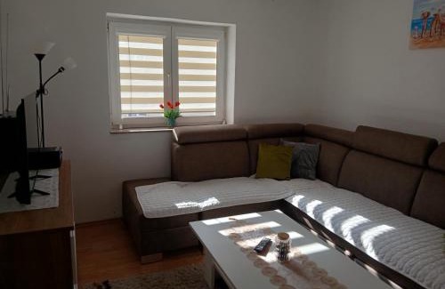 Canton 10 Apartment | Apartman Zoran