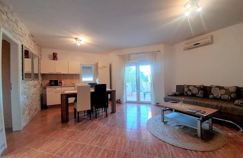 Sveti Anton Apartment | Apartmani Angela
