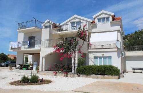 Primosten Burnji House | APARTMANI BELVEDERE BILO