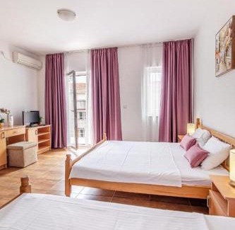 Podmaine House | Apartmani Franeta Budva