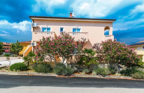 Kornic Apartment | Apartmani Luka