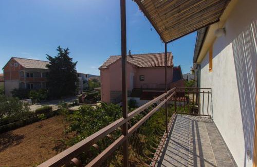 Pirovac Apartment | Apartmani Mare
