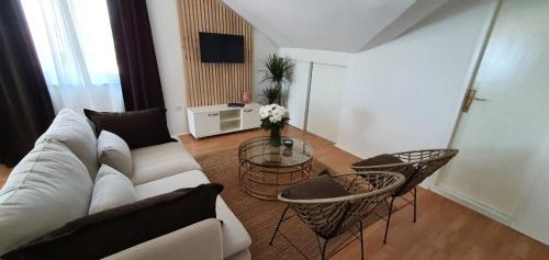 Maslenica Apartment | Apartmani Masline