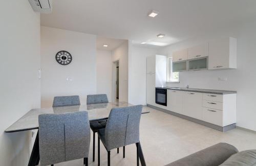 Sveti Juraj Apartment | Apartmani Olimp3