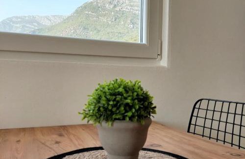 Zgrade Apartment | Apartmani.Sutomore