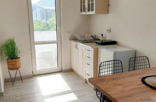 Zgrade Apartment | Apartmani.Sutomore