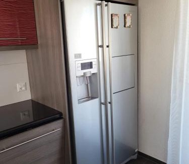 Zgrade House | Apartmani Sutomore Tri Palme