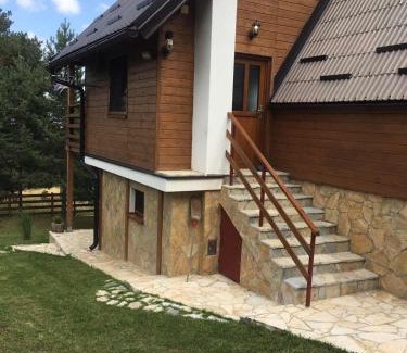 Zlatibor House | Apartmani Tornik-Planinska Kuća Zdravković
