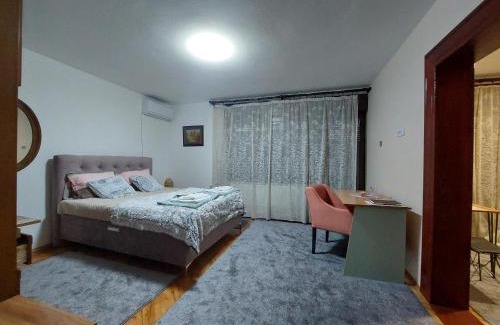 Pirot Apartment | Apartmani Varos & Restaurant