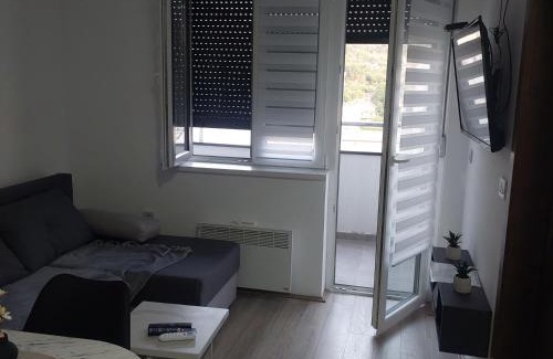 Jagodina Apartment | apartmanjagodinaana 2
