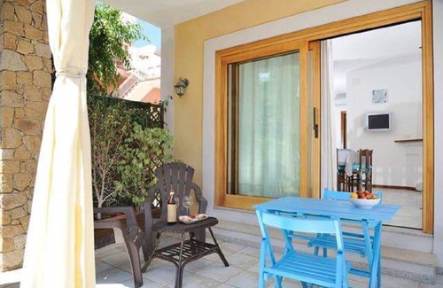 Santa Maria Navarrese Apartment | Apartment with veranda a few meters from the sea