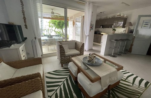 Carosse Apartment | Apartment/flat - ST GILLES LES BAINS