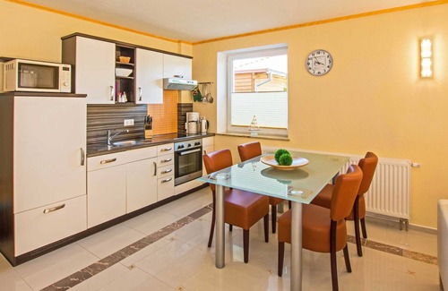 Heringsdorf Apartment | Apartment 01 - Barcelona - Villa Europa - Apartments with fireplace and shared pool
