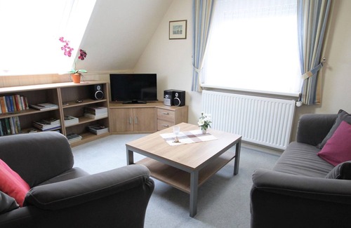 Moelln Apartment | Apartment/1 bedroom/bathroom/toilet (above) - Haus Dolfi
