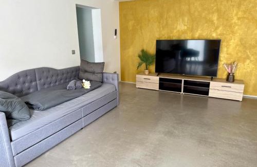 Rhein-Erft-Kreis District Apartment | Apartment 1