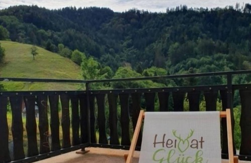 Lautenbach Apartment | Apartment 1, dog-friendly, 70sqm, balcony, 1 bedroom, max. 4 people