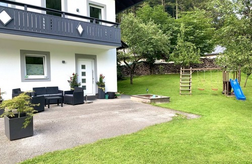 Fuschl am See Apartment | Apartment 1 - House Füsslmühle