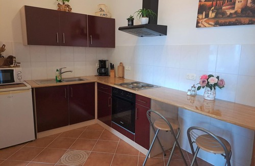 Schonberg Apartment | Apartment '1' with Shared Terrace and Wi-Fi