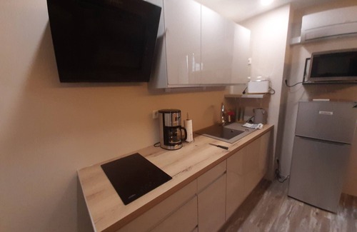 Bourg-Saint-Andeol Apartment | Apartment '105 - Cosy T2' with Wi-Fi and Air Conditioning