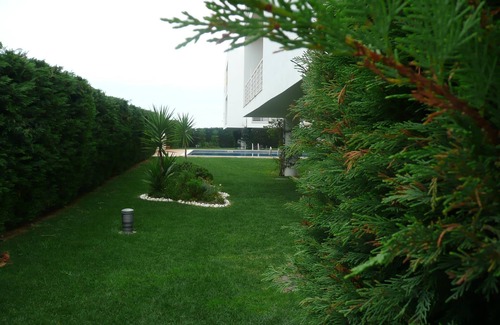 Fuseta Apartment | Apartment 100m² seaside view private parking, swimming pool. Availability 26/09 - 11/10