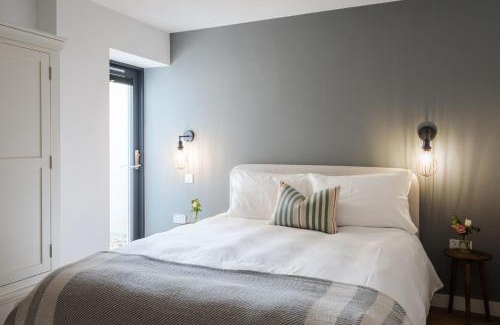 Hope-Cove House | Apartment 12, Sunny Cove