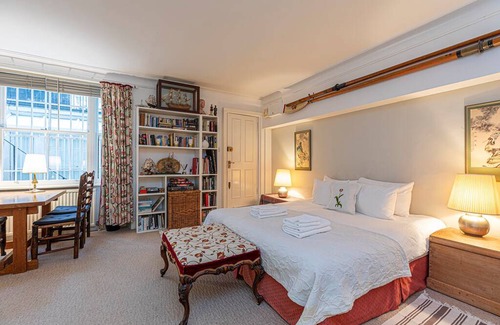 Little Venice Apartment | Apartment ∙ 2 bedrooms ∙ 3 guests