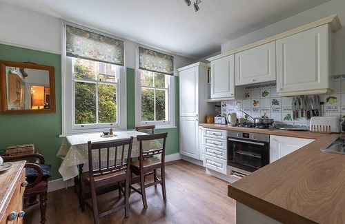 Battersea Apartment | Apartment ∙ 2 bedrooms ∙ 4 guests