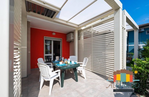 Rosolina Mare Apartment | Apartment 2 bedrooms with pergola VH 135/3