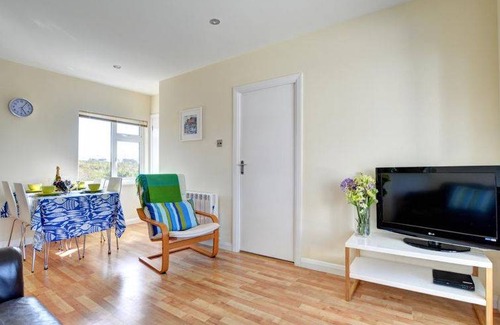 Constantine Bay Apartment | Apartment ∙ 2 bedrooms ∙ 4 guests