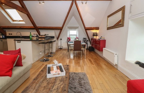 Llanbedrog Cottage | APARTMENT 2, GORWEL GLAS, pet friendly in Llanbedrog