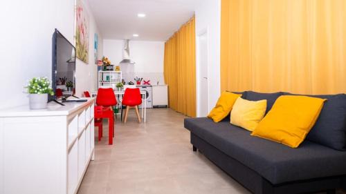 Ciudad Lineal Apartment | Apartment 2 Private complex Parking 7 people